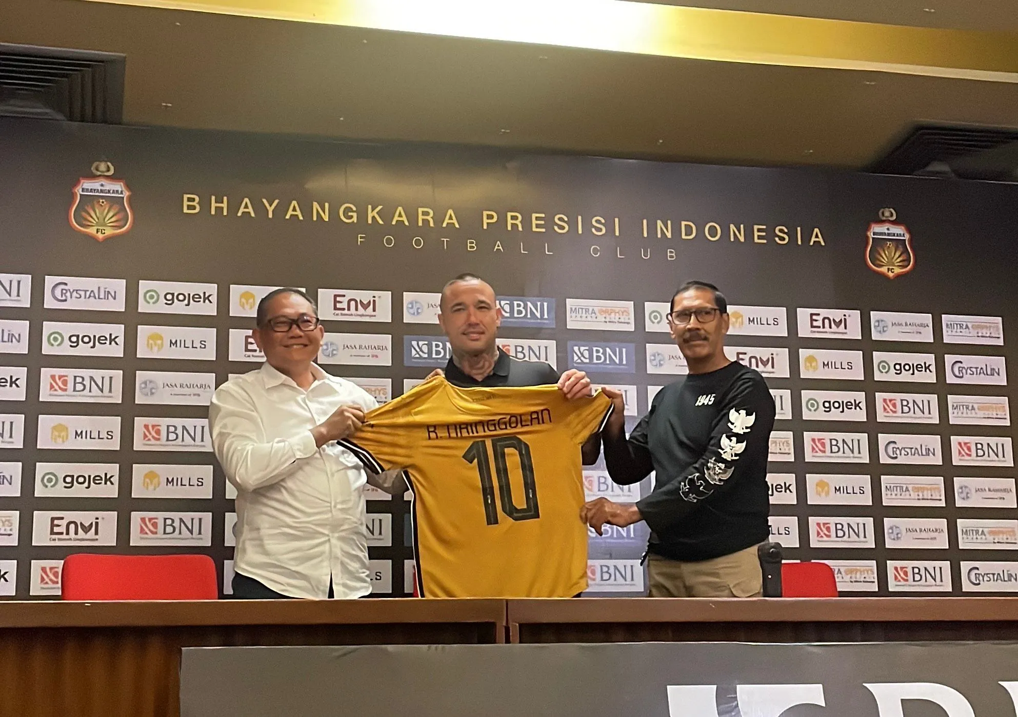 Pemain Liga 1 Termahal Mengungkap Bintang Sepak Bola Indonesia